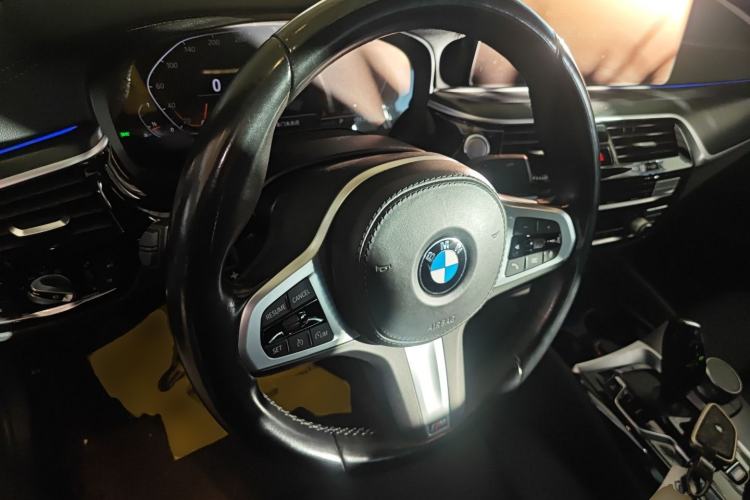 Used BMW 5 Series 2022 Restyled 525i M Sport Package Steering Wheel