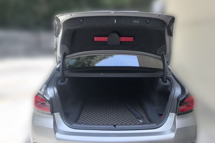 Used BMW 5 Series 2022 540i Sport Line M Sport Package Trunk