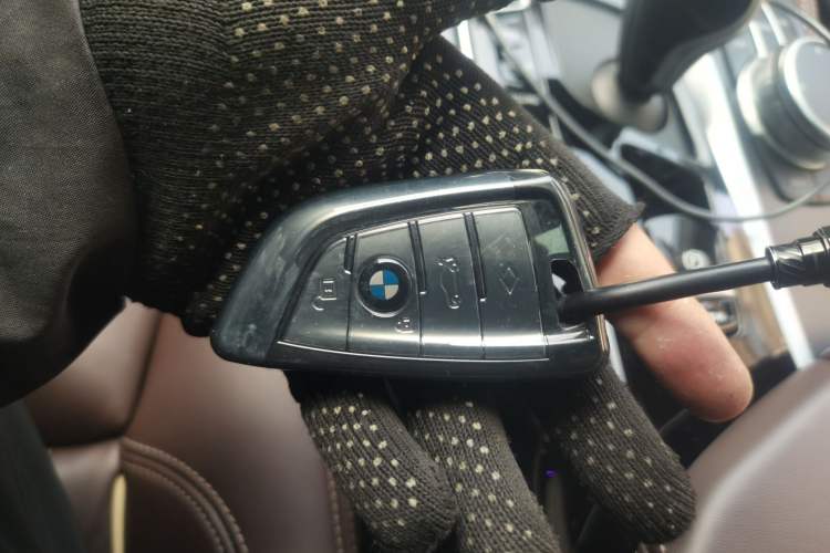 Used BMW 5 Series 2022 540i Sport Line M Sport Package Vehicle Key