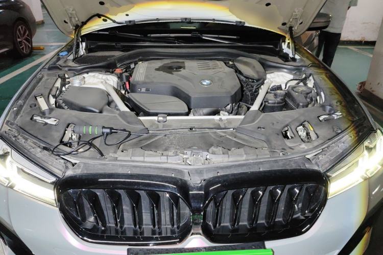 Used BMW 5 Series 2022 530i M Sport Package Engine Bay
