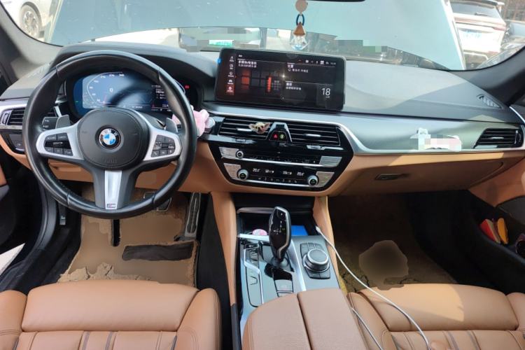 Used BMW 5 Series 2022 Restyled 530i Sport Line with M Sport Package Center Console