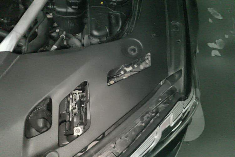 Used BMW 5 Series 2022 Restyled 530Li Luxury Edition M Sport Package Engine Bay Left