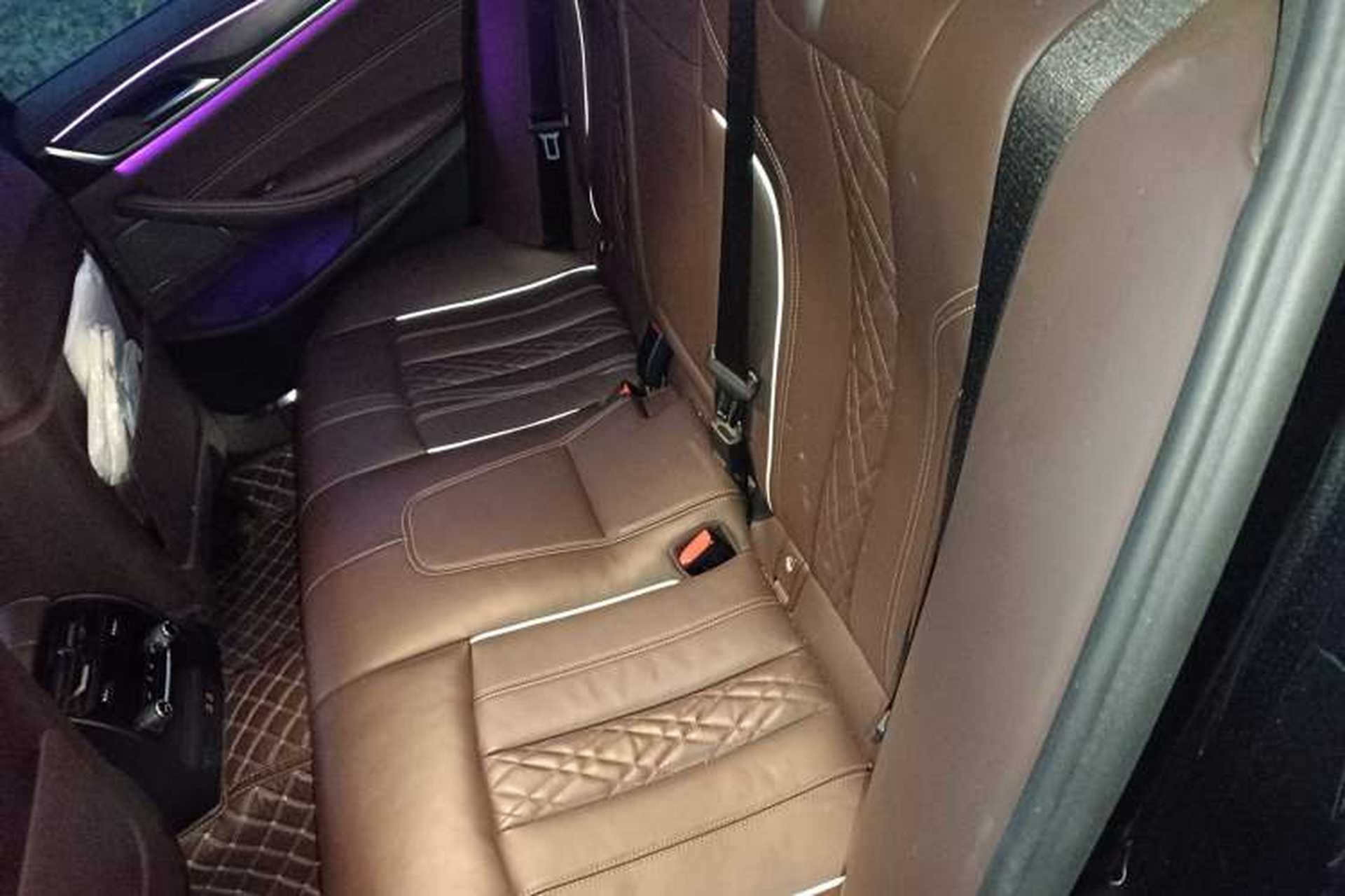 Used BMW 5 Series 2022 Second Facelift 540i Sport Line M Sport Package Interior 4