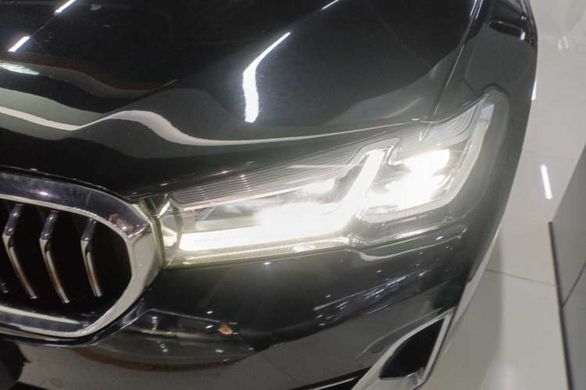Used BMW 5 Series 2022 Updated 530Li xDrive Luxury Package Left Front Headlight