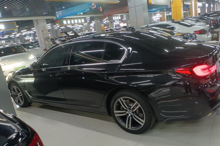 Used BMW 5 Series 2022 Updated 530Li xDrive Luxury Package Left Side