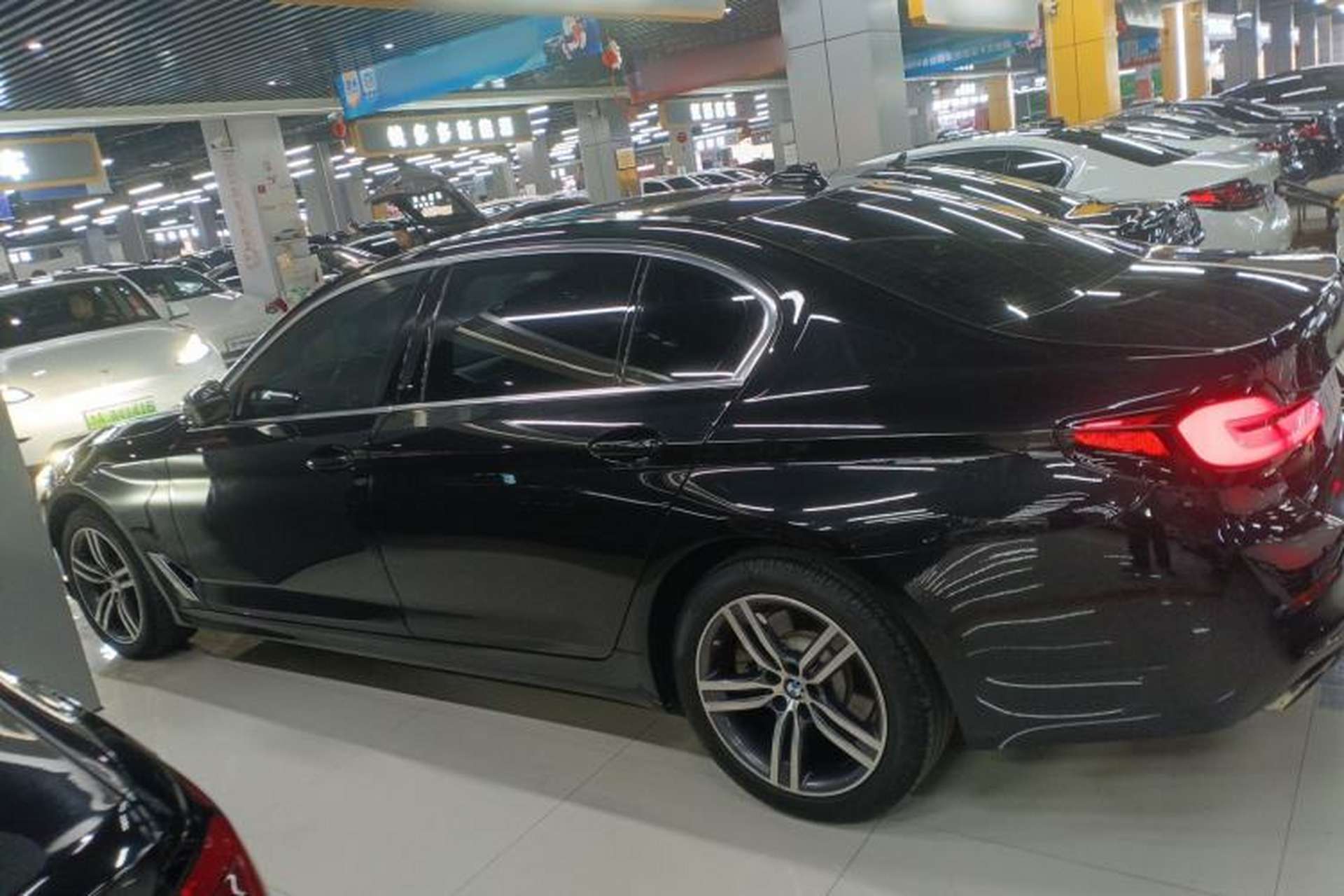 Used BMW 5 Series 2022 Updated 530Li xDrive Luxury Package Left Side