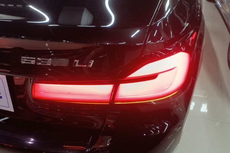 Used BMW 5 Series 2022 Updated 530Li xDrive Luxury Package Right Rear Taillight