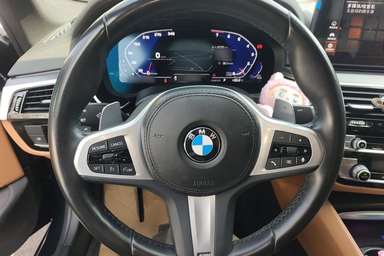 Used BMW 5 Series 2022 Restyled 530i Sport Line with M Sport Package Steering Wheel