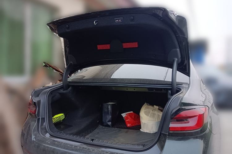 Used BMW 5 Series 2022 Second Facelift 540i Sport Line M Sport Package Trunk