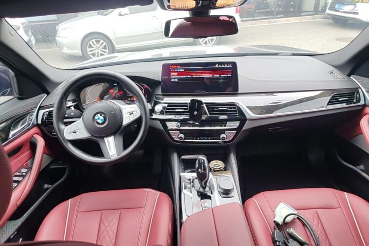 Used BMW 5 Series 2022 Restyled 525Li M Sport Package Center Console