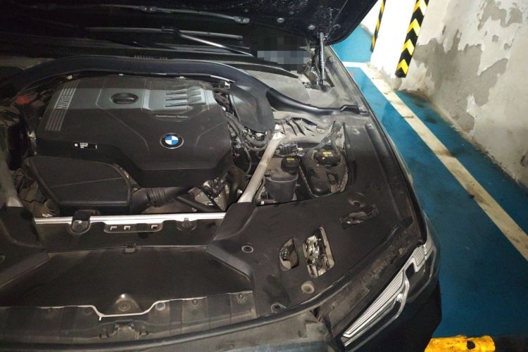 Used BMW 5 Series 2022 Second Facelift 530Li Leading Edition M Sport Package Engine Bay Left
