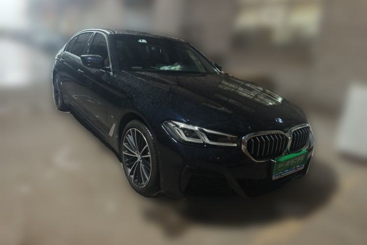 Used BMW 5 Series 2022 Second Facelift 530Li Leading Edition M Sport Package Front Right 45 Deg