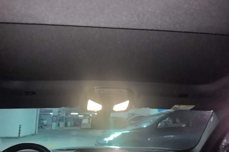 Used BMW 5 Series 2022 Restyled 530Li Leading Edition M Sport Package Headliner