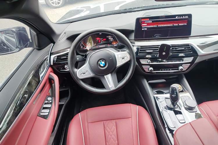 Used BMW 5 Series 2022 Restyled 525Li M Sport Package Steering Wheel