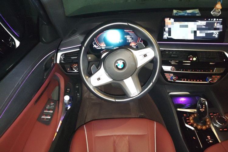 Used BMW 5 Series 2022 Second Facelift 530Li Leading Edition M Sport Package Steering Wheel