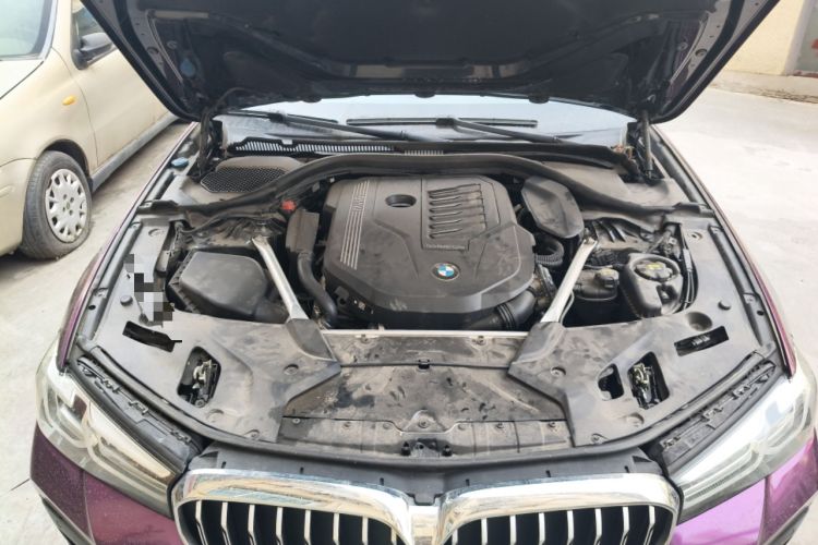 Used BMW 5 Series 2022 Restyled 540i Luxury Edition M Sport Package Engine Bay