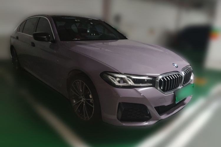Used BMW 5 Series 2022 Restyled 530Li Leading Edition M Sport Package Front Right 45 Deg