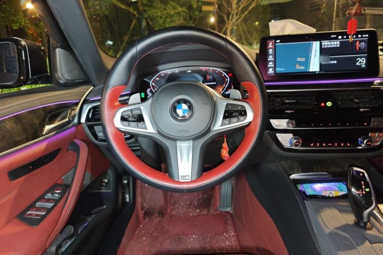 Used BMW 5 Series 2022 Restyled 530Li Leading Edition M Sport Package Steering Wheel