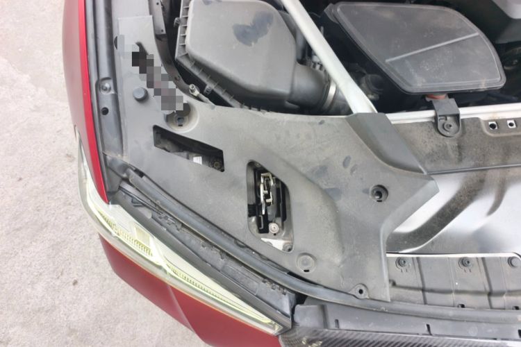 Used BMW 5 Series 2022 Restyled 525Li M Sport Package Engine Bay Right