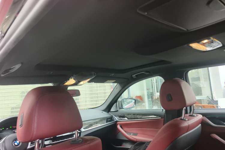 Used BMW 5 Series 2022 Restyled 525Li M Sport Package Headliner