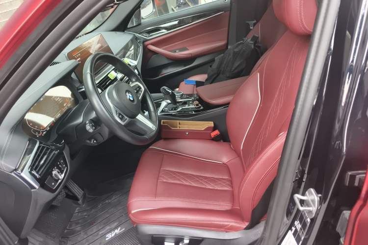 Used BMW 5 Series 2022 Restyled 525Li M Sport Package Left Front Seat