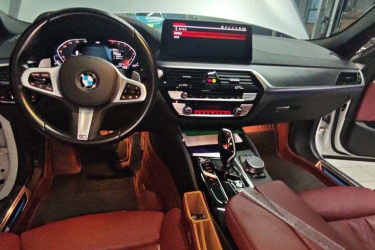 Used BMW 5 Series 2022 Restyled 530Li Executive M Sport Package Center Console