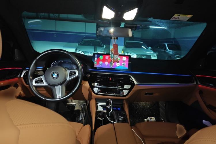 Used BMW 5 Series 2022 Restyled 525i M Sport Package Center Console