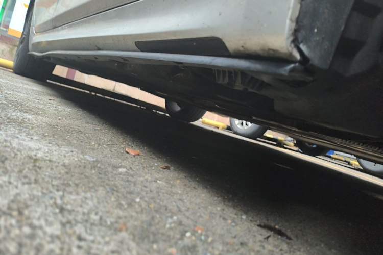 Used BMW 5 Series 2022 Second Facelift 530Li Luxury Version M Sport Package Chassis Front Right