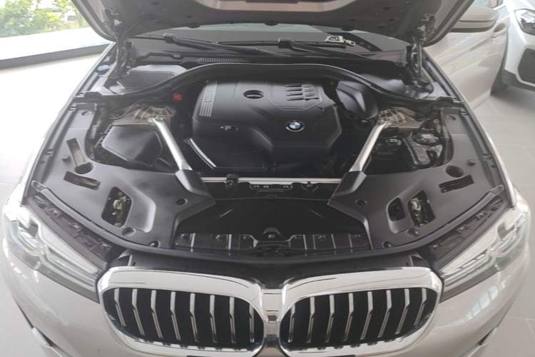 Used BMW 5 Series 2022 Updated 530Li Leading Edition Luxury Package Engine Bay