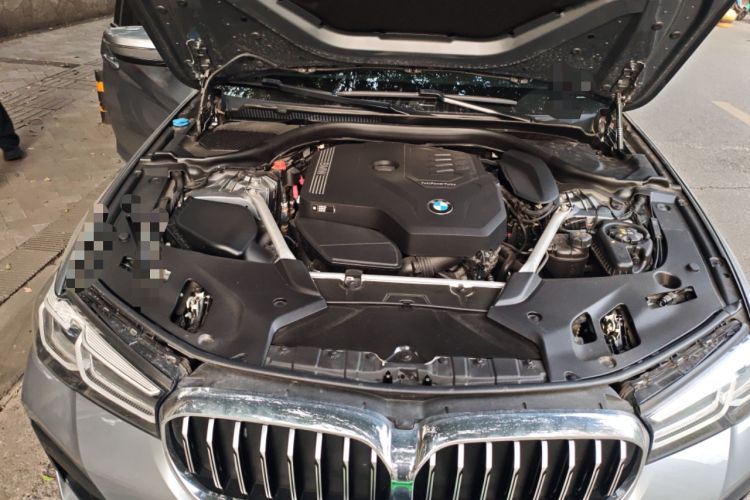 Used BMW 5 Series 2022 Second Facelift 530i M Sport Package Engine Bay