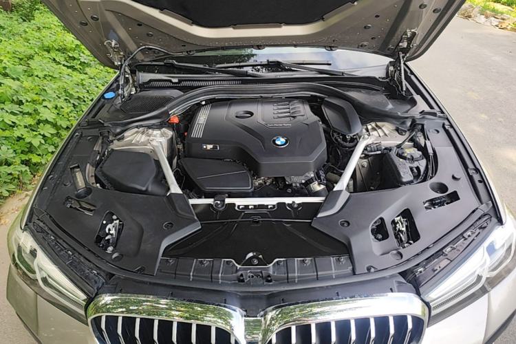 Used BMW 5 Series 2022 Restyled 525Li M Sport Package Engine Bay
