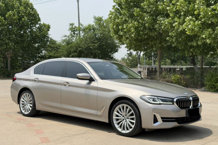 Used BMW 5 Series 2022 Second Facelift 530Li Luxury Edition Premium Package Exterior 2