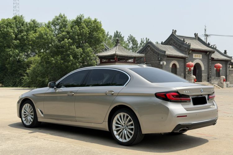 Used BMW 5 Series 2022 Second Facelift 530Li Luxury Edition Premium Package Exterior 3
