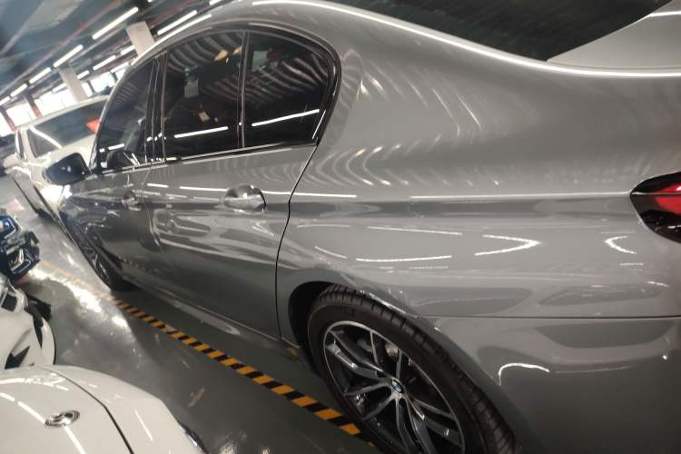 Used BMW 5 Series 2022 Second Facelift 525i M Sport Package Exterior 3