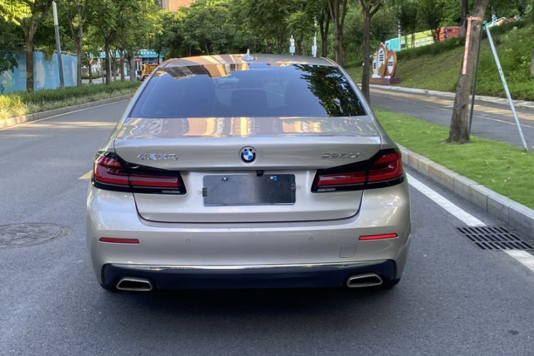 Used BMW 5 Series 2022 Second Facelift 525Li Luxury Package Exterior 3
