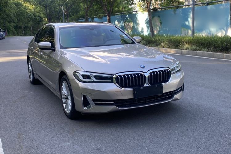 Used BMW 5 Series 2022 Second Facelift 525Li Luxury Package Exterior 5