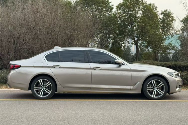 Used BMW 5 Series 2022 Updated 530Li Leading Edition Luxury Package Exterior 6