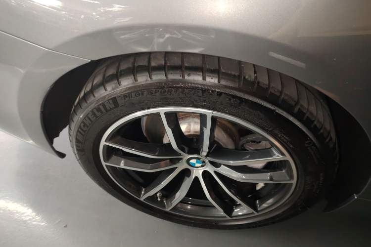 Used BMW 5 Series 2022 Second Facelift 525i M Sport Package Exterior 8