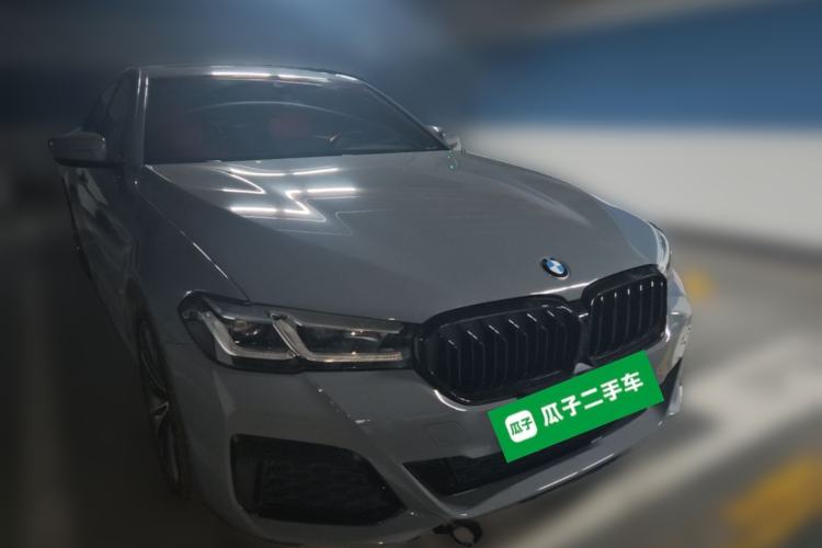 Used BMW 5 Series 2022 Second Facelift 530Li Leading Edition M Sport Package Front Right 45 Deg
