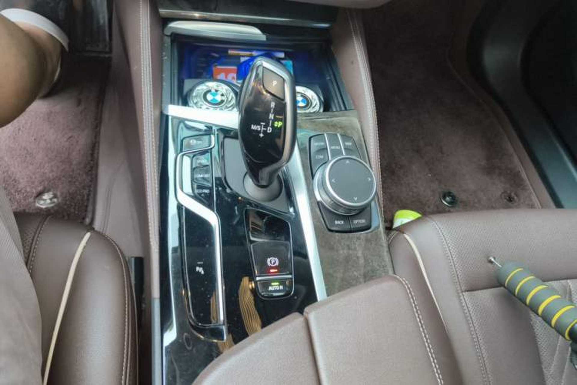 Used BMW 5 Series 2022 Restyled 525Li Luxury Package Gear Lever