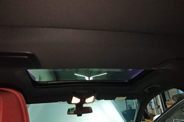 Used BMW 5 Series 2022 Restyled 530Li Executive M Sport Package Headliner