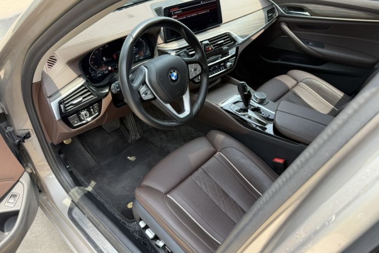 Used BMW 5 Series 2022 Second Facelift 530Li Luxury Edition Premium Package Interior 2