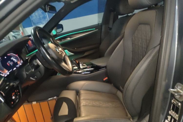 Used BMW 5 Series 2022 525i M Sport Package Left Front Seat