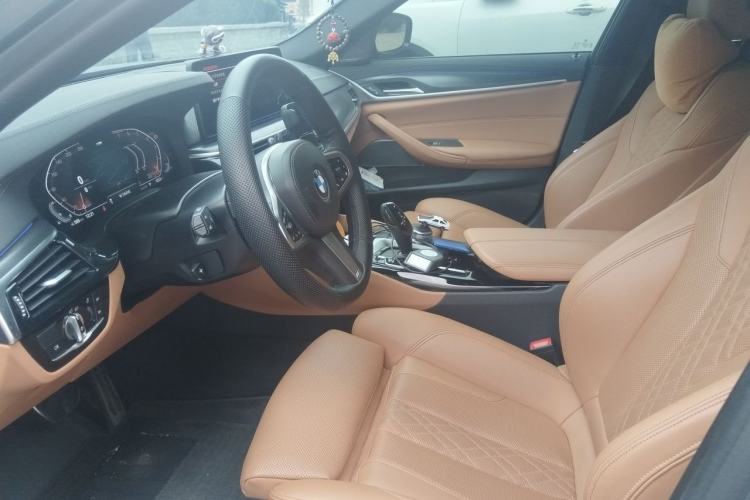 Used BMW 5 Series 2022 Updated 530i M Sport Package Left Front Seat