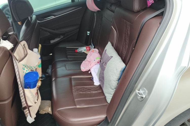 Used BMW 5 Series 2022 Restyled 540i Luxury Edition M Sport Package Left Rear Seat