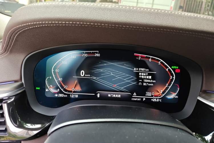 Used BMW 5 Series 2022 Updated 530Li Leading Edition Luxury Package Odometer Close Up