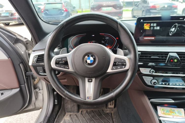 Used BMW 5 Series 2022 Restyled 540i Luxury Edition M Sport Package Steering Wheel