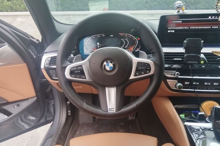 Used BMW 5 Series 2022 Updated 530i M Sport Package Steering Wheel