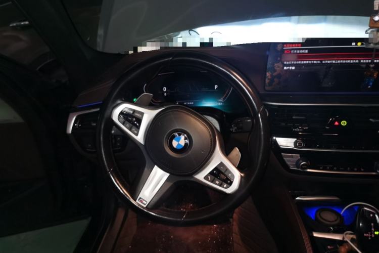 Used BMW 5 Series 2022 Restyled 530Li Leading Edition M Sport Package Steering Wheel