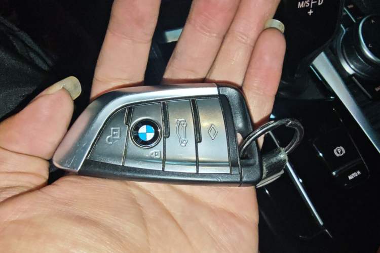Used BMW 5 Series 2022 Restyled 530Li Executive M Sport Package Vehicle Key